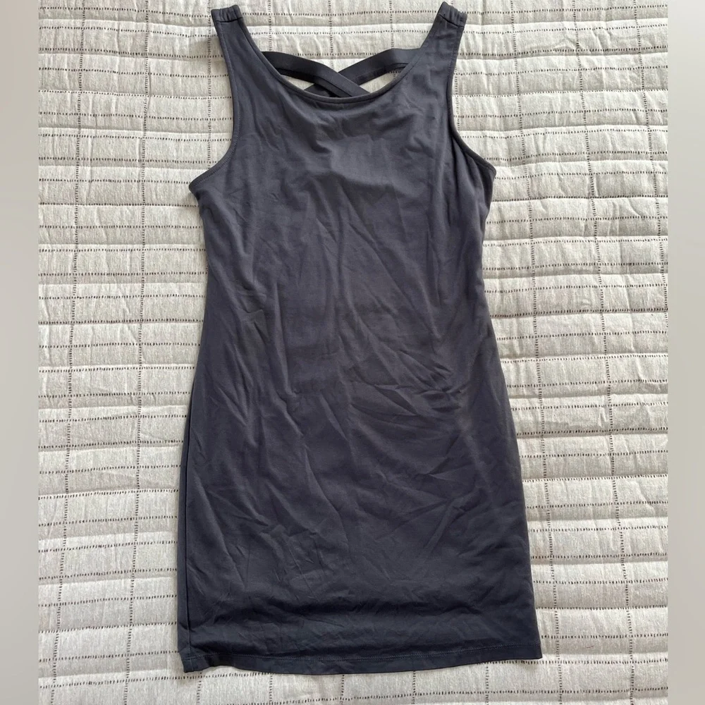 Women’s L Dress